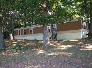 184 Martinwood Rd, Eden, NC 27288