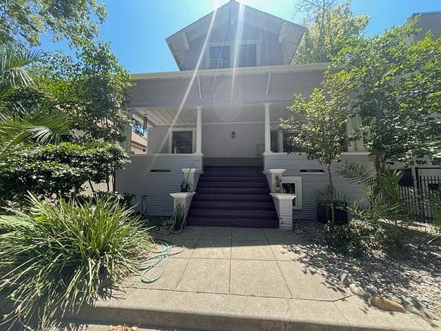 2526 H St #B, Sacramento, CA 95816 | Zillow