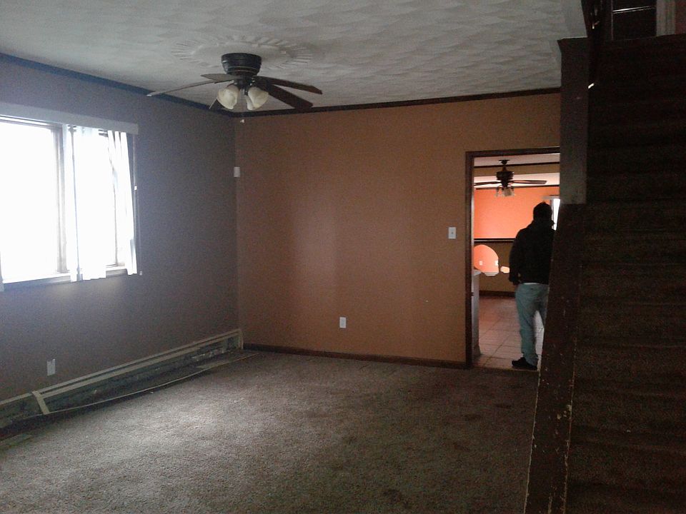 1st image of 721-723 N Lincoln Ave