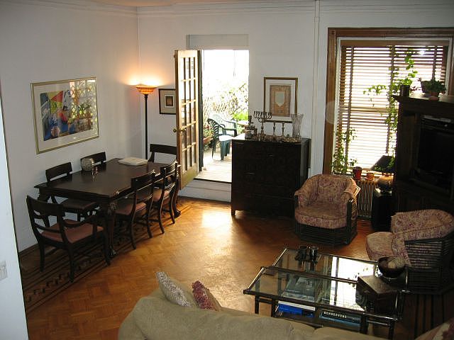 2nd image of 167 W 85th St APT 5