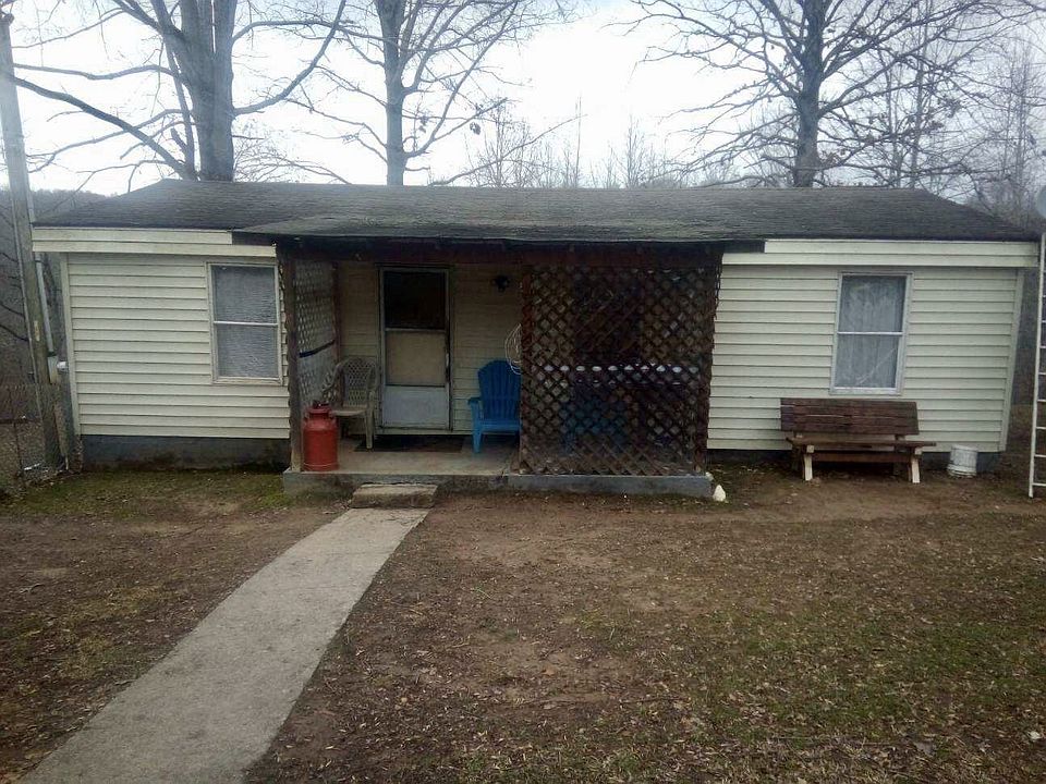 1st image of 925 Smith Pl