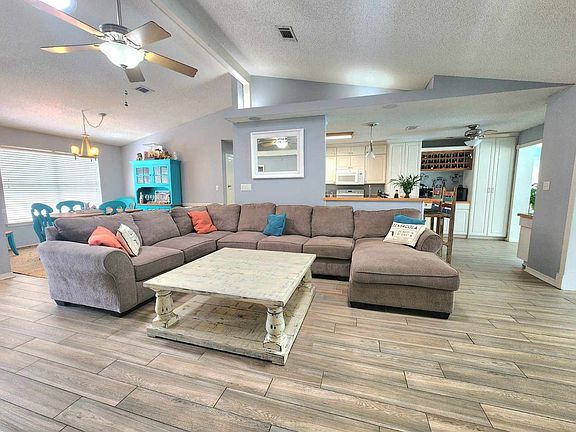 5th image of 1399 Calcutta Dr