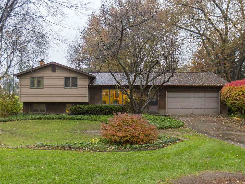 1st image of 17880 Tanager Ln