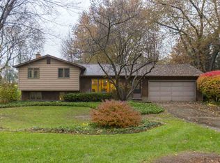 17880 Tanager Ln, South Bend, IN 46635