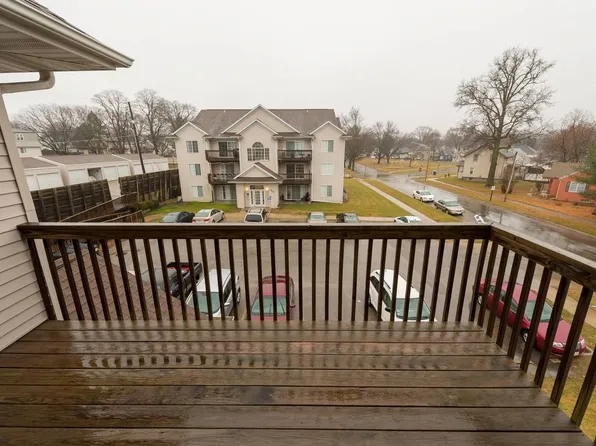 619 Johnson St APT 11, Waterloo, IA 50702