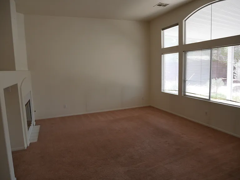 1183 Evening Canyon Ave — Photo 3
