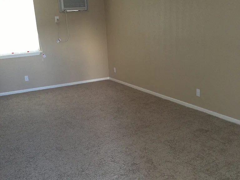 1904 Melrose Ave #1 — Photo 10