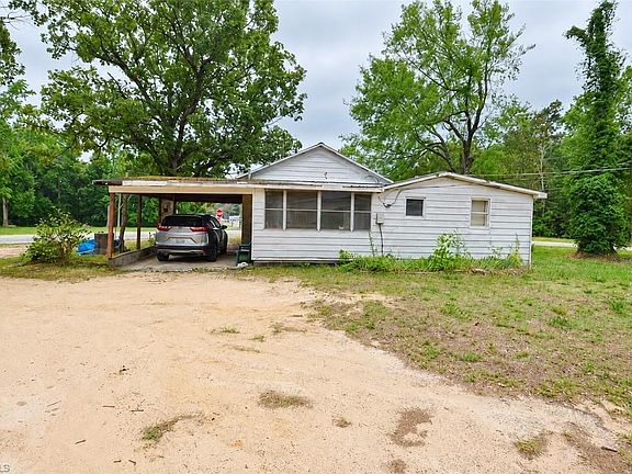 4th image of 8671 State Highway 49 S