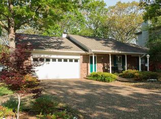21 Old Forge Ct, Little Rock, AR 72227