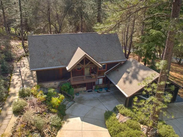 1025 Cerro Vista Dr, Applegate, CA 95703