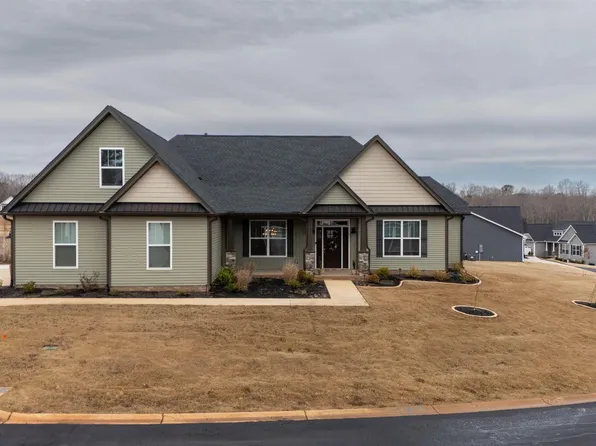 227 Nicole Marie Ct, Greer, SC 29651