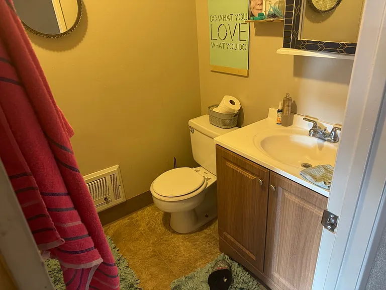 1725 Sunkist Dr #C — Photo 7