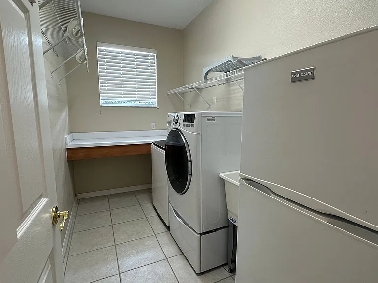1653 Cherry Ridge Dr — Photo 83
