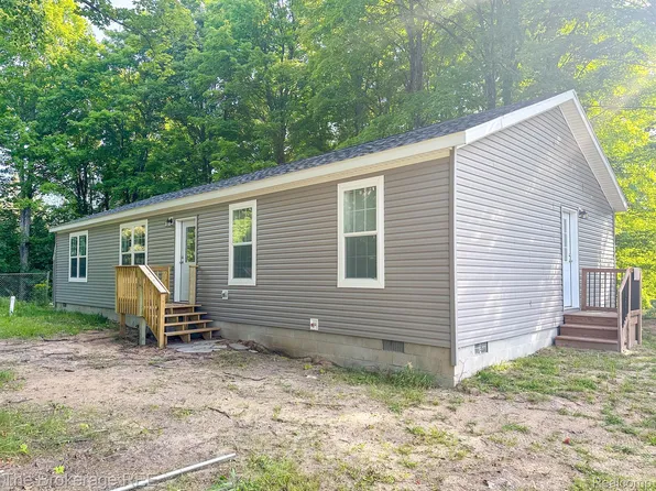 8020 Osmun Rd, Afton, MI 49705