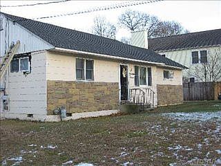 1st image of 17 Academy Ln