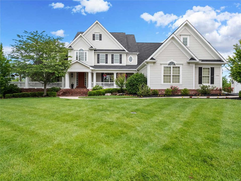 1st image of 17900 Homestead Bluffs Dr