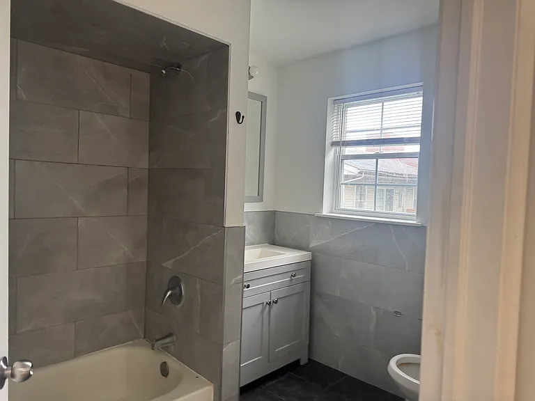 23 Parkway Dr #1 — Photo 6