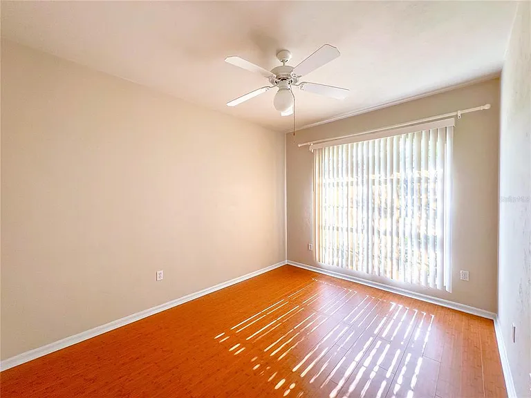 4332 NW 34th Dr — Photo 8