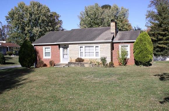 1st image of 168 Arlington Dr