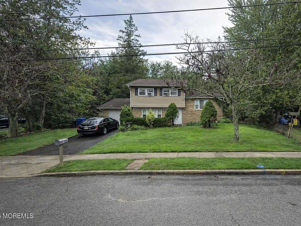 1st image of 4 S Dakota Avenue
