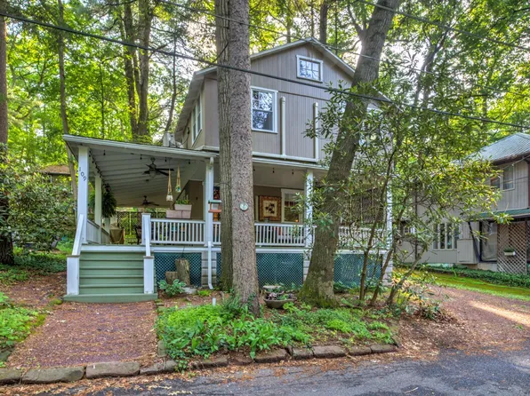 109 Locust, Mt Gretna, PA 17064