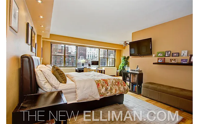 Sold by Douglas Elliman | media 5