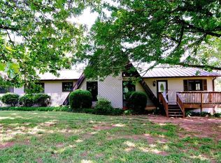 746 Rhyne Rd, Clover, SC 29710