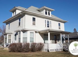 214 E 4th St, Wayne, NE 68787