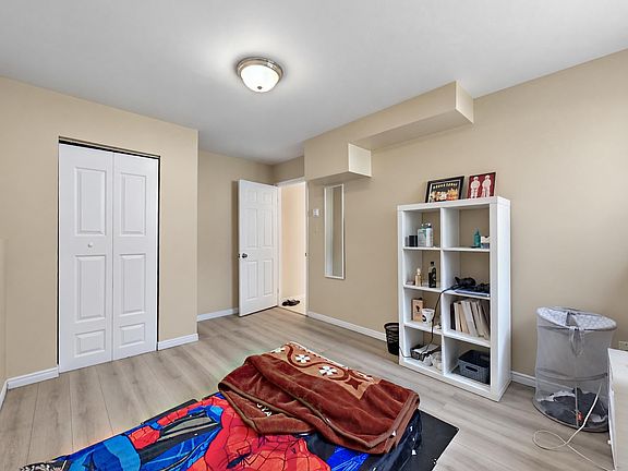 2nd image of 111 Shrewsbury Rd