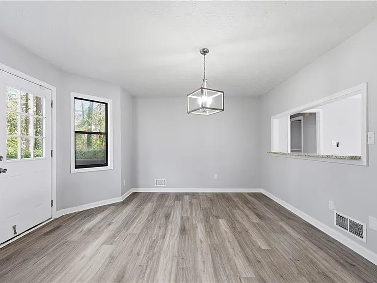 4380 Cary Dr — Photo 11