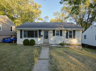 8925 Grand Ave, Kansas City, MO 64114
