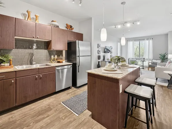 11012 Domain Dr #327, Austin, TX 78758