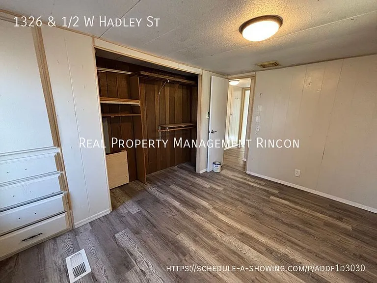 1326 & 1/2 W Hadley St — Photo 7