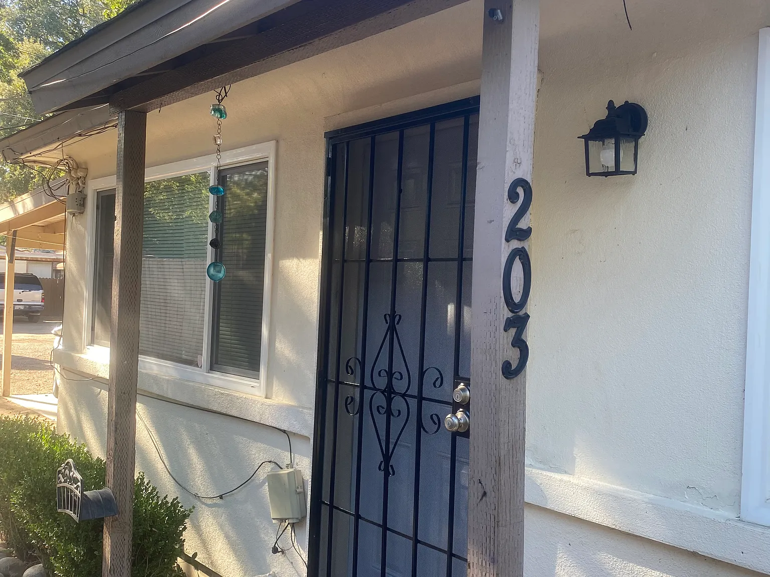 2 bed, 728 sqft, $1,425 — Photo 1