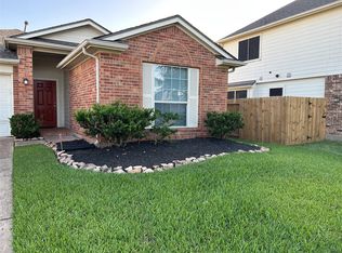 2307 Birch Canyon Ct, Fresno, TX 77545