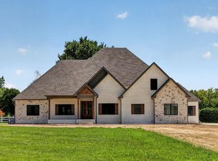 1098 Fawn Dr, Cookeville, TN 38501