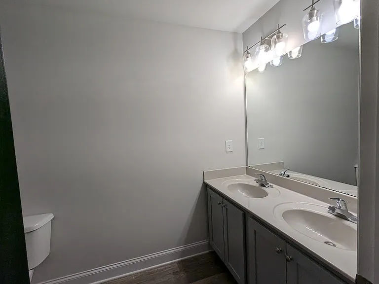 529 Omnia Ct — Photo 20