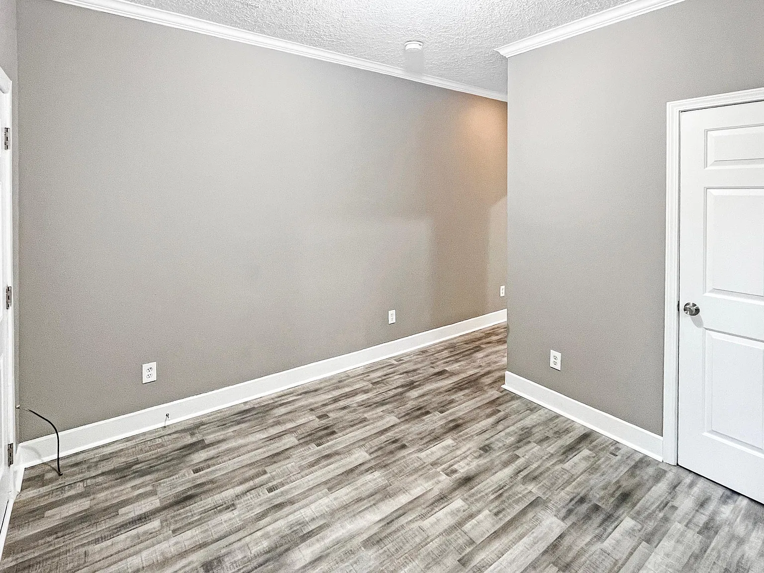 3 bed, 936 sqft, $1,200 — Photo 4