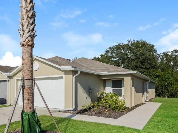 9021 Aegean Cir, Lehigh Acres, FL 33936