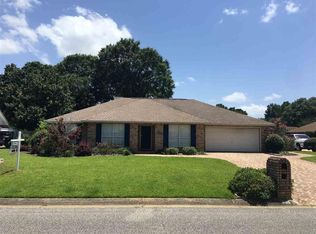 521 Turnberry Rd, Cantonment, FL 32533