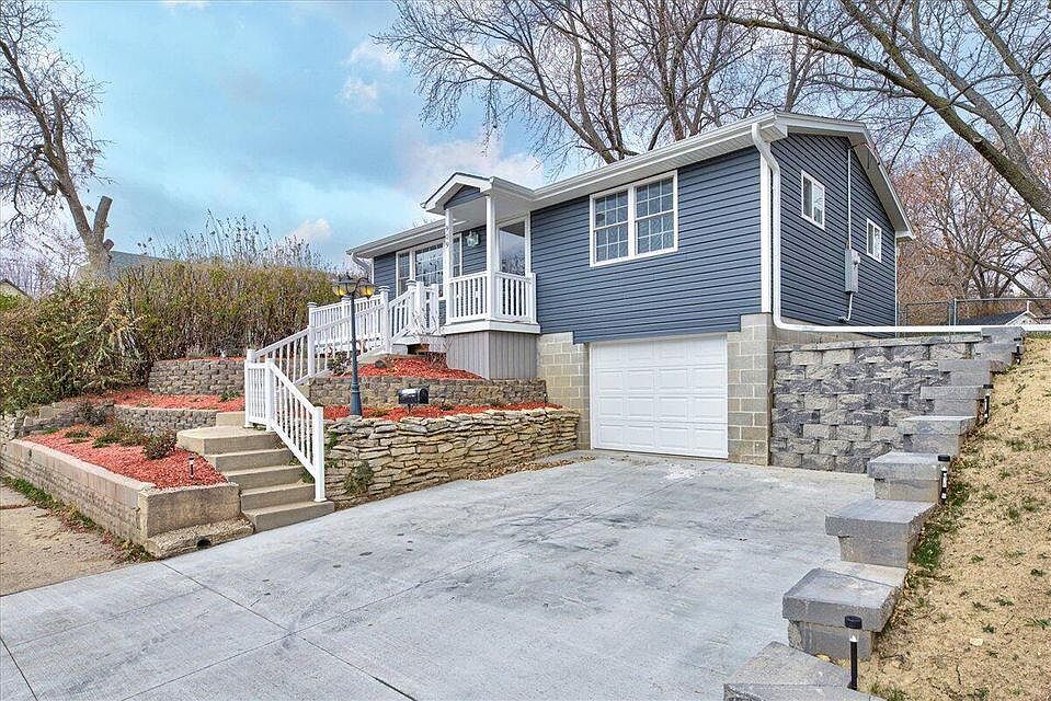 1st image of 909 Sunnyside Ave