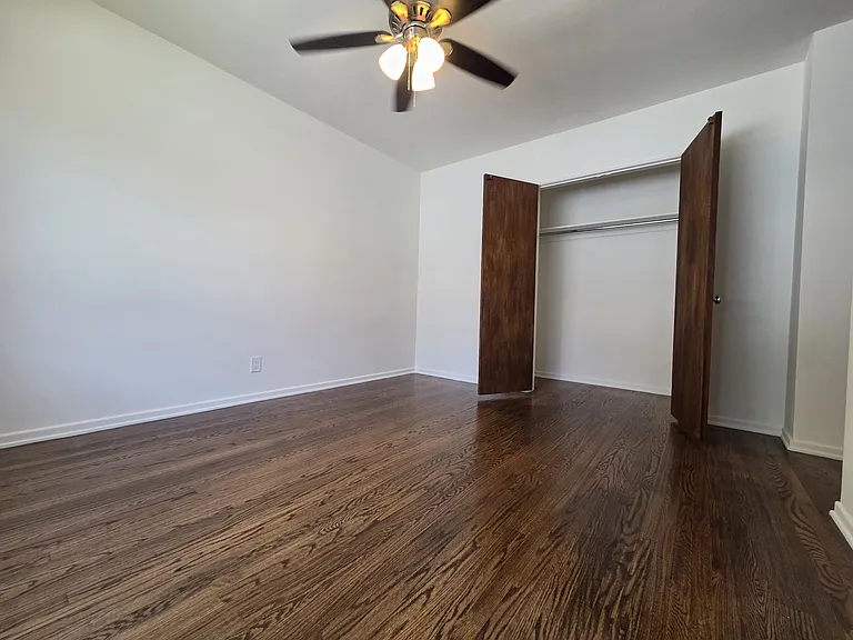 512 N Hayworth Ave #4 — Photo 10