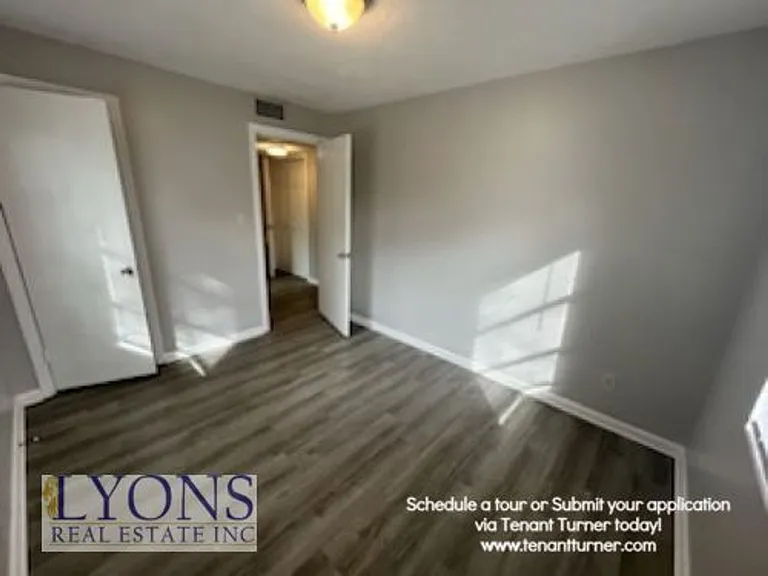 2310 Deborah Dr — Photo 9