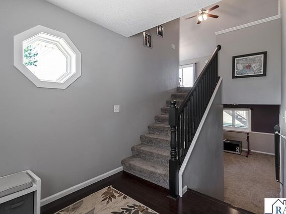 5th image of 436 Valley View Dr