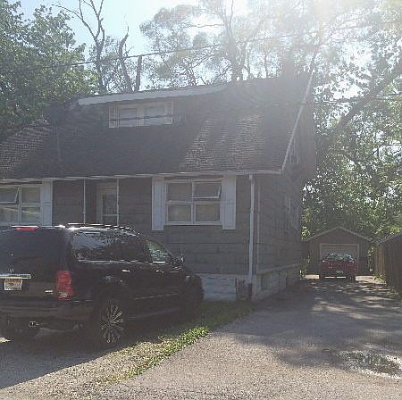 1st image of 15730 Woodlawn West Ave