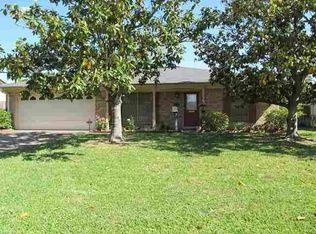 8720 Overhill Ln, Beaumont, TX 77707