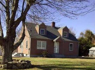 4 Soljer Dr, Waterford, CT 06385