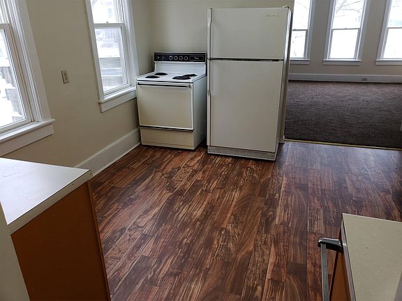 5th image of 517A S 13th St