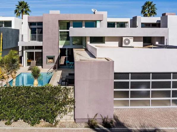 1054 Paz Dr, Palm Springs, CA 92262