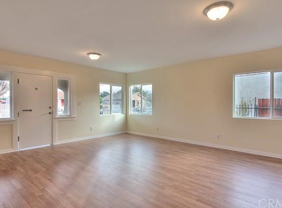 4th image of 8761 Plevka Ave